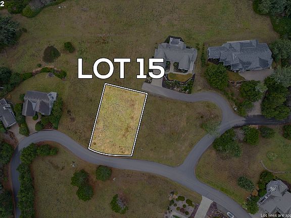 4th image of 15 Nantucket Dr