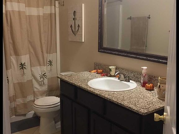 4th image of 2110 Pomegranate Ct