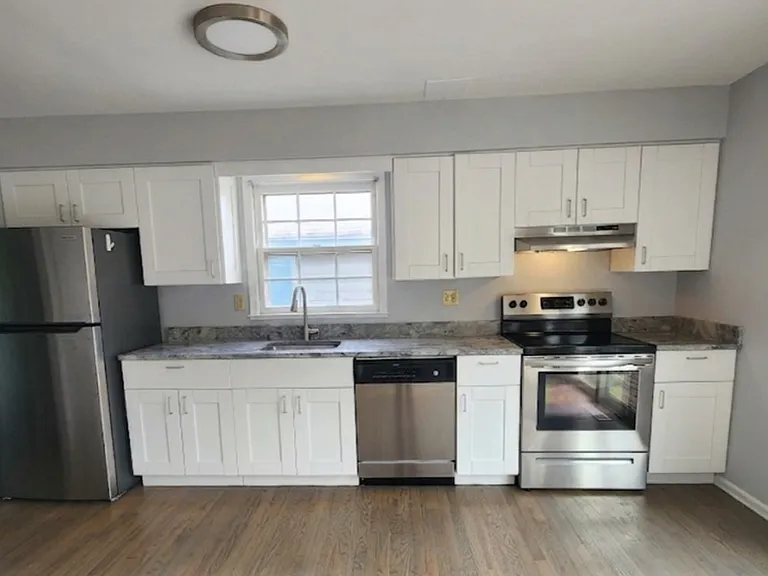 18 Mendham Ave — Photo 3