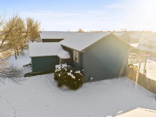 1303 Roosevelt St S, Cambridge, MN 55008