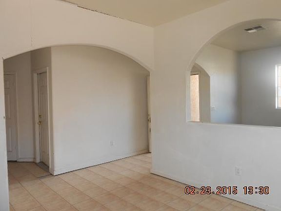 5th image of 223 E Nancy St