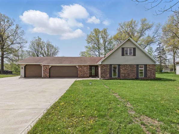 5703 Wald Rd, Fort Wayne, IN 46818