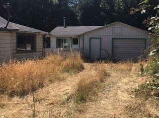 93728 Bay Park Ln, Coos Bay, OR 97420