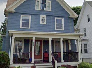 222 Laburnam Cres, Rochester, NY 14620