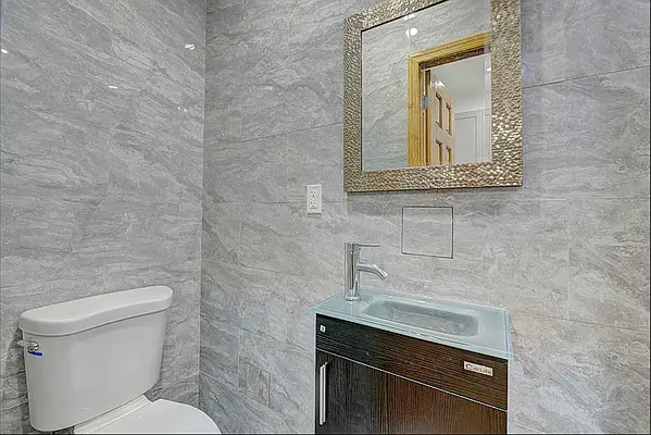 Rented by REAL New York | media 4