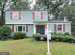7918 Parke West Dr, Glen Burnie, MD 21061