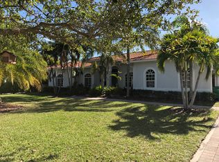 8260 SW 183rd St, Palmetto Bay, FL 33157