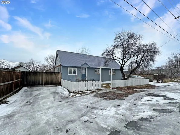 2175 14th St, Baker City, OR 97814