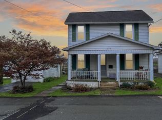 109 North St, Forest City, PA