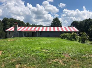 133 Roan St, Roan Mountain, TN 37687