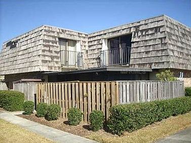 1st image of 919 Royal Oak Blvd