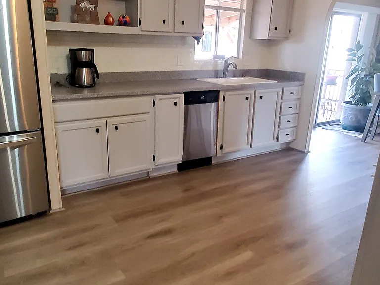 735 Sunshine Ln — Photo 17
