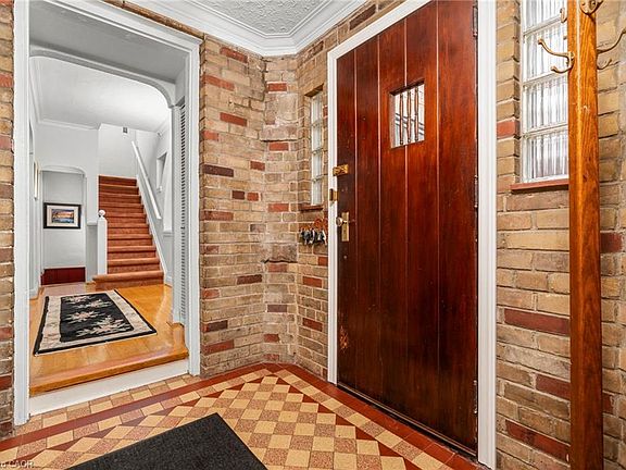 4th image of 10 Landour Ave