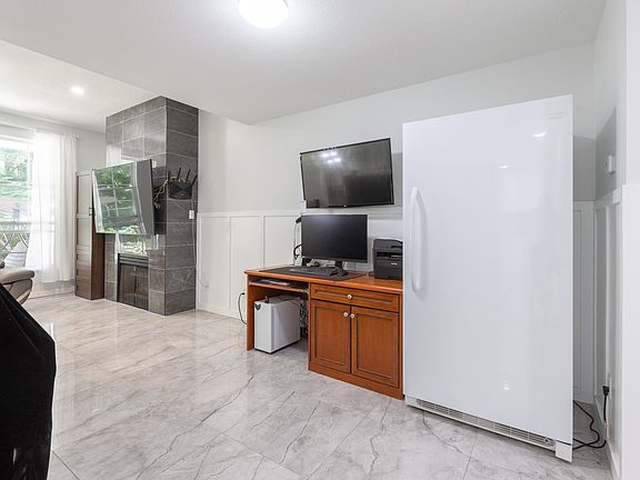 3rd image of 8675 Walnut Grove Dr #23