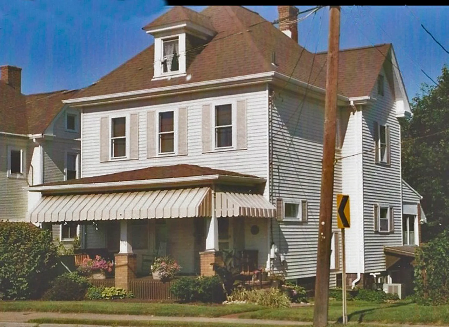 510 W Pike St photo 1