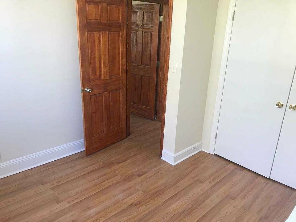 2nd image of 58-90 Maspeth Ave #2-F