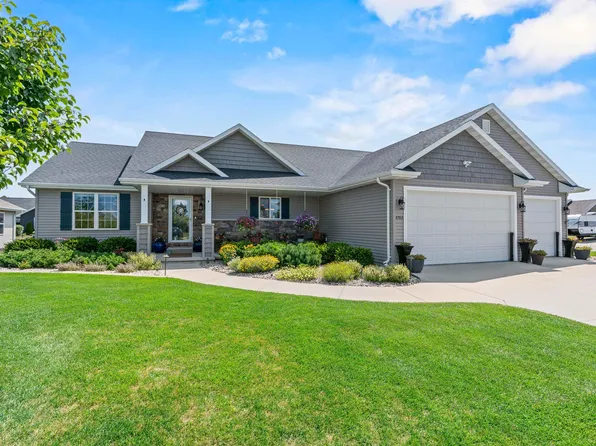 4702 N Wren Dr, Appleton, WI 54913