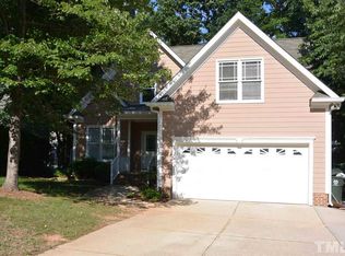 820 Cedar Downs Dr, Raleigh, NC 27607
