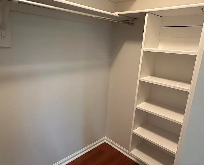 8422 Wonderwood Ln — Photo 10