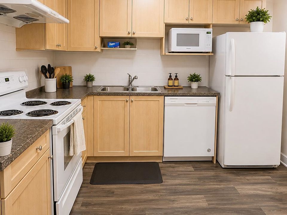 1st image of 3387 Darwin Ave #Basement