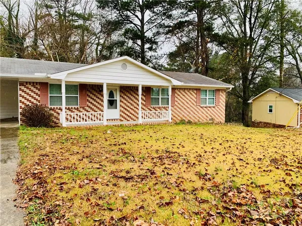 3027 Lakeridge Dr SE, Conyers, GA 30094