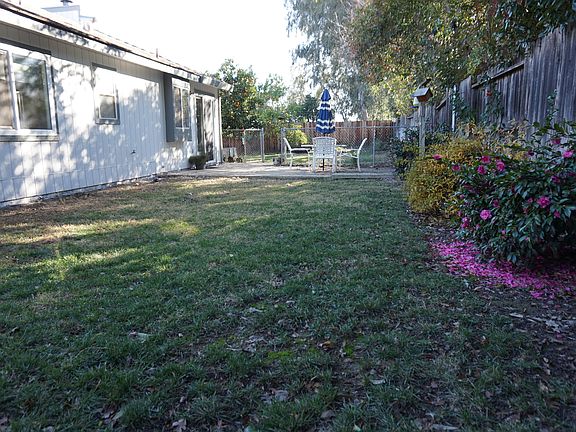 5th image of 1964 Whispering Oaks Ct