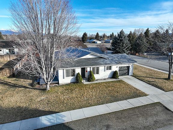 4th image of 904B Canyon View Loop