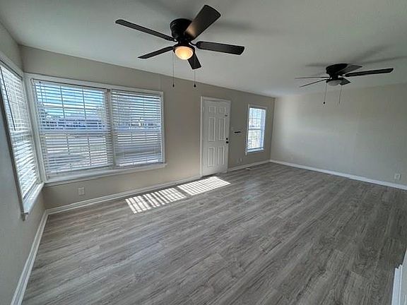 3rd image of 2505 Brunson Ave
