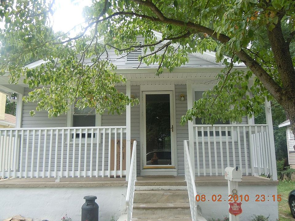 8 Cross Road