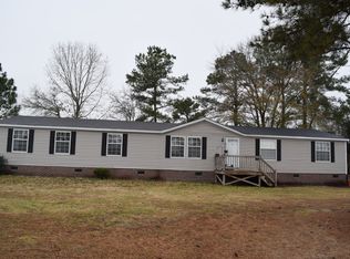 4918 Southmill Dr, Hope Mills, NC 28348