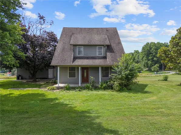 646 Woodside Oldframe Rd, Smithfield, PA 15478