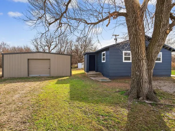 309 W Elm St, Tuttle, OK 73089