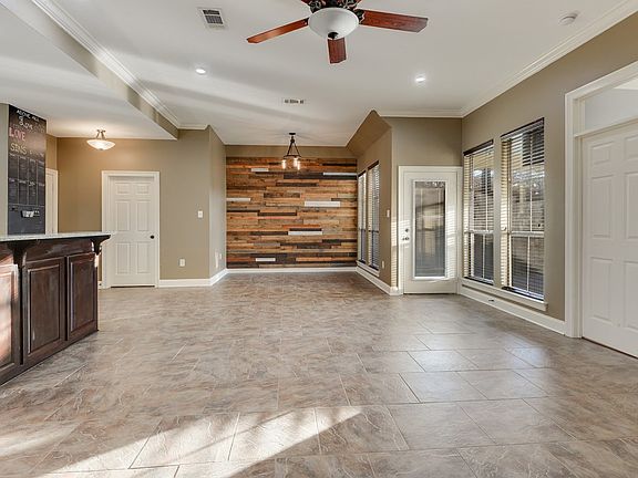 3rd image of 12467 Dutchtown Villa Dr