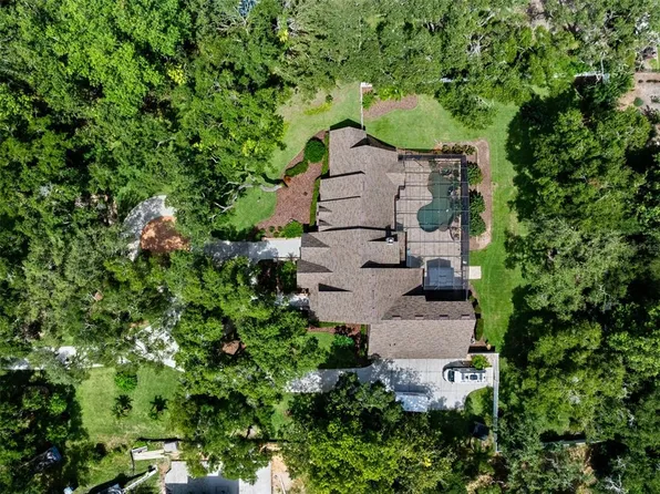 9045 Mossy Oak Ln, Clermont, FL 34711