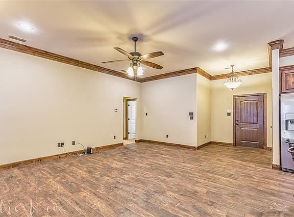 4th image of 366 Buffalo Springs Dr