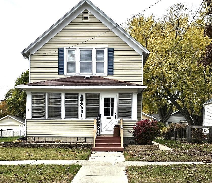 1st image of 621 N Palm St