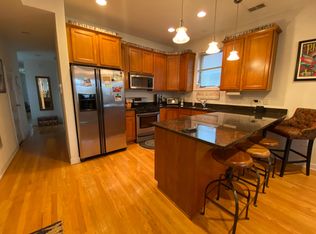 1528 W Ohio St, Chicago, IL 60642