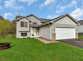 723 Horseshoe Ln, Braham, MN 55006