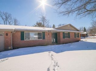 2464 Banyon Dr, Dayton, OH 45431