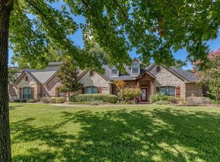 1030 Allen Rd, Red Oak, TX 75154