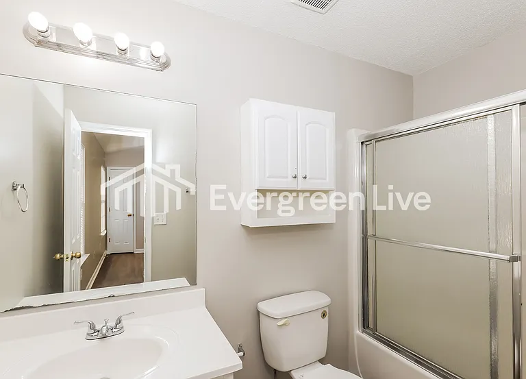 358 Coral Cir — Photo 10