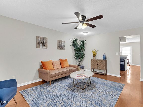 4th image of 10824 Sunstone St