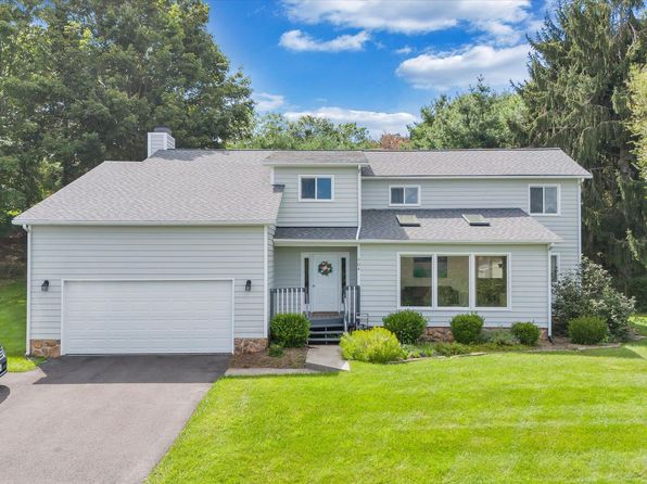 504 Cedar Orchard Dr W