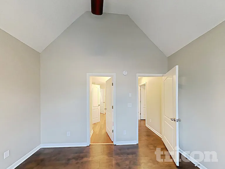 1218 Bolton Dr — Photo 6