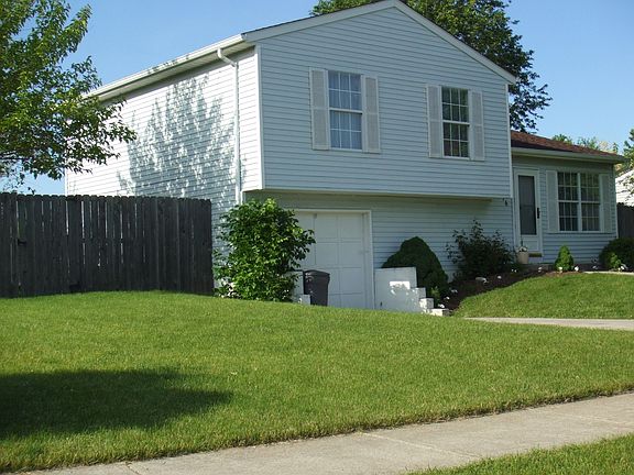 Great location on Cul-de-sac!!