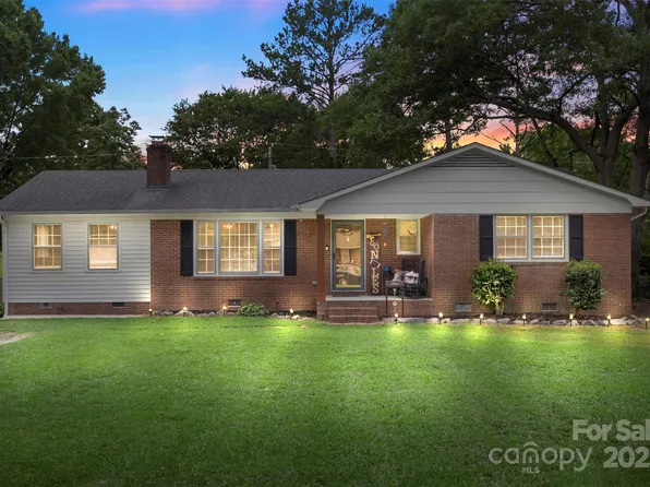 2536 Cambridge Dr, Lancaster, SC 29720