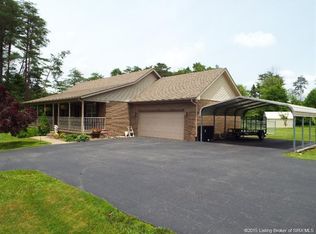 812 Country Lake Rd, Underwood, IN 47177