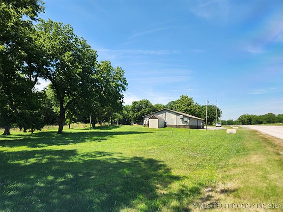 2nd image of 23350 W Highway 16