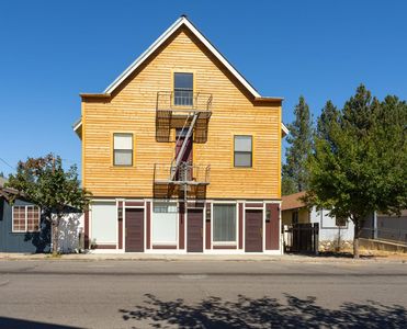 72 Commercial St, Portola, CA, 96122