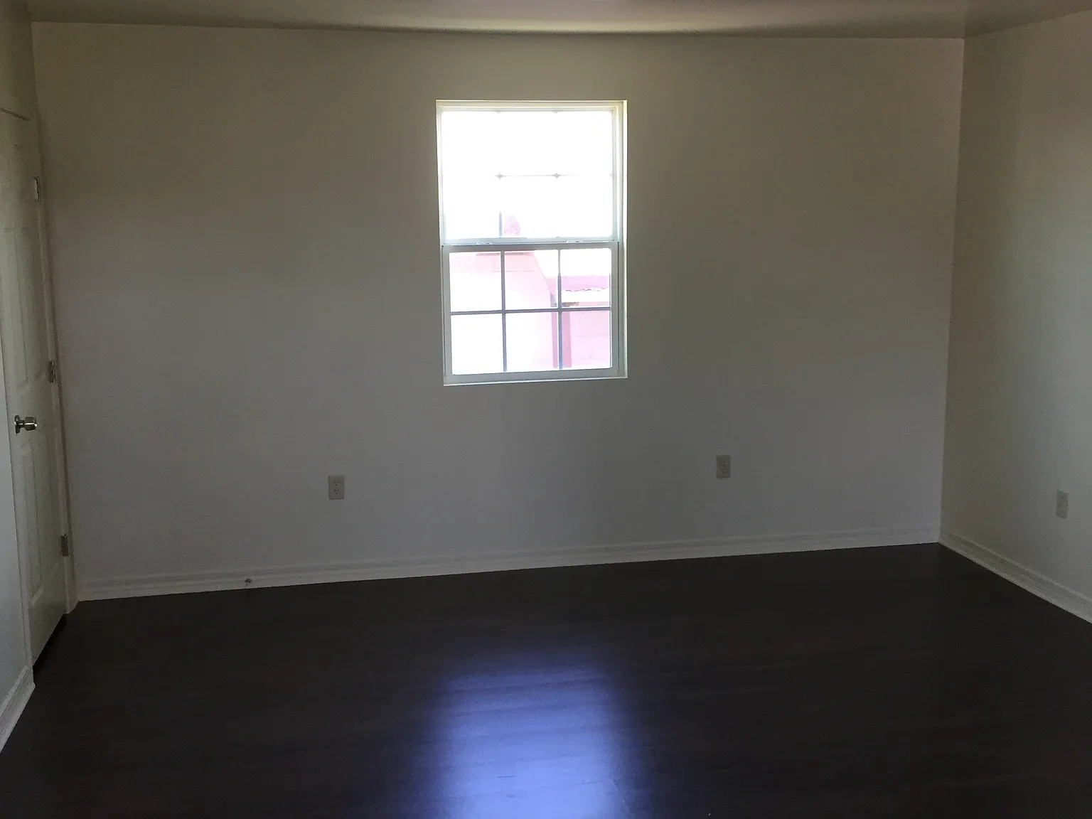 2 bed, $900 — Photo 2